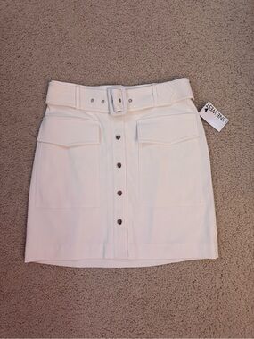 Nine West Cream Button-Front Mini Skirt with Belt